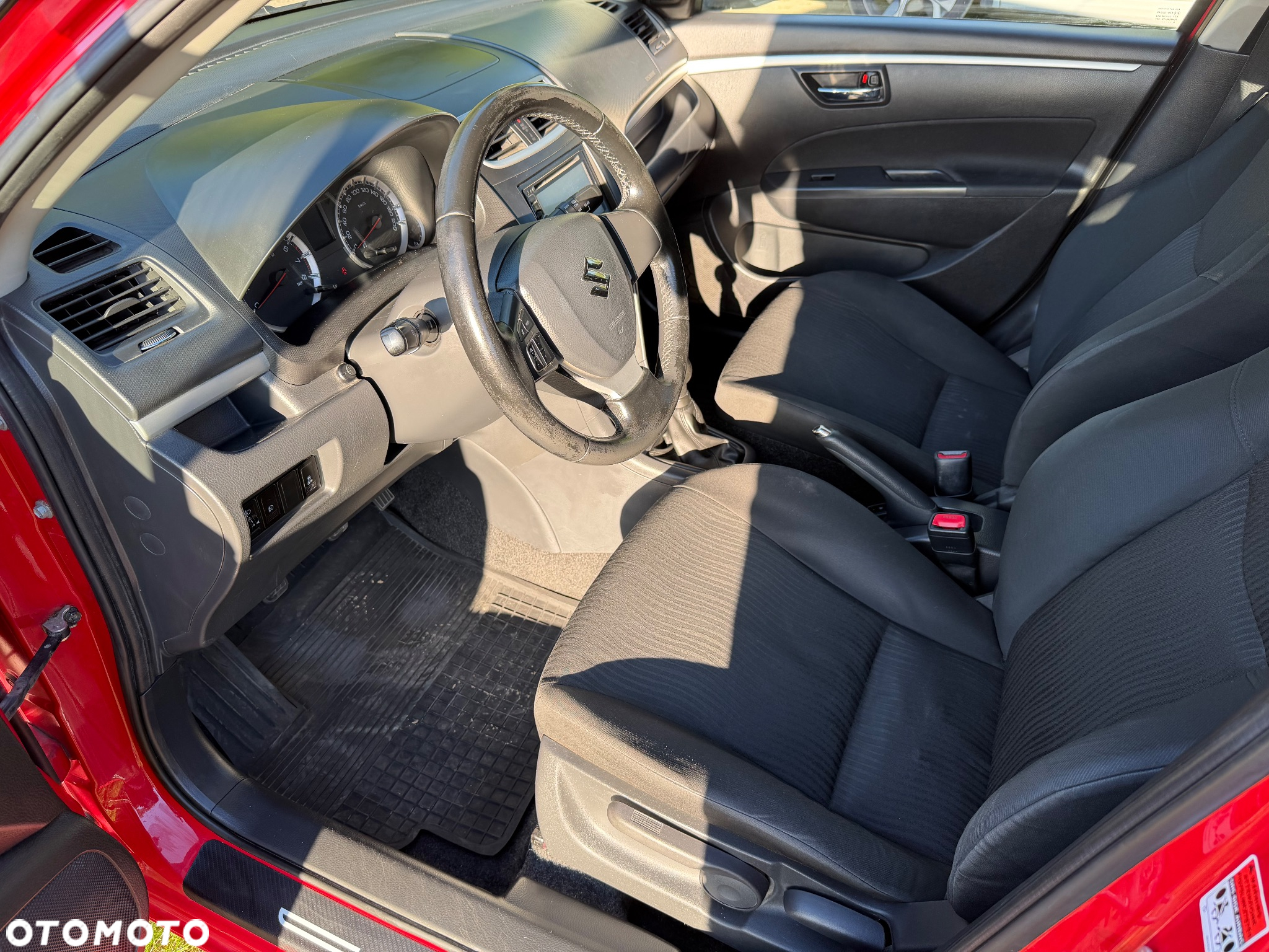 Suzuki Swift 1.2 Premium - 10