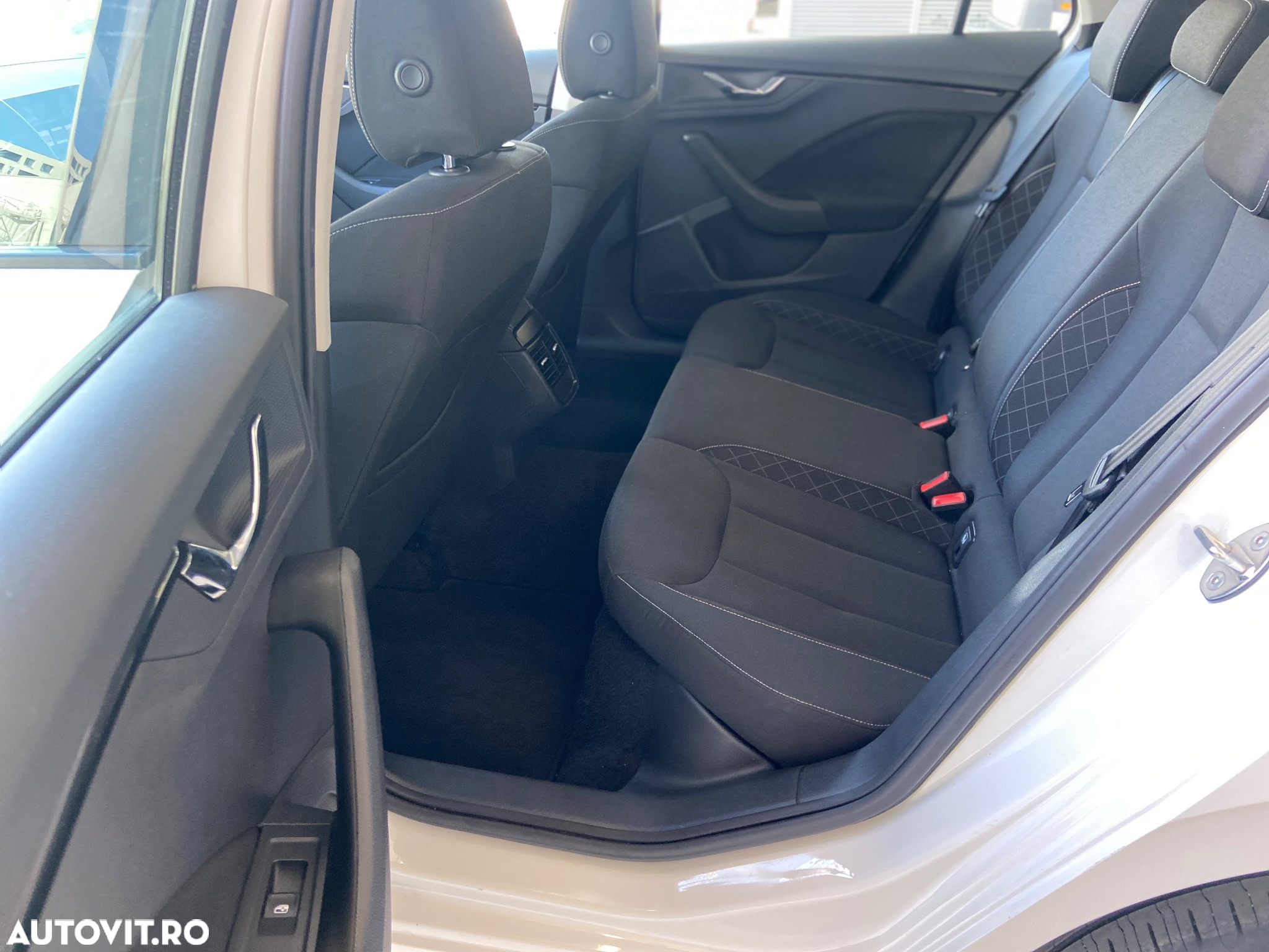 Skoda Kamiq 1.6 TDI DSG Ambition - 20