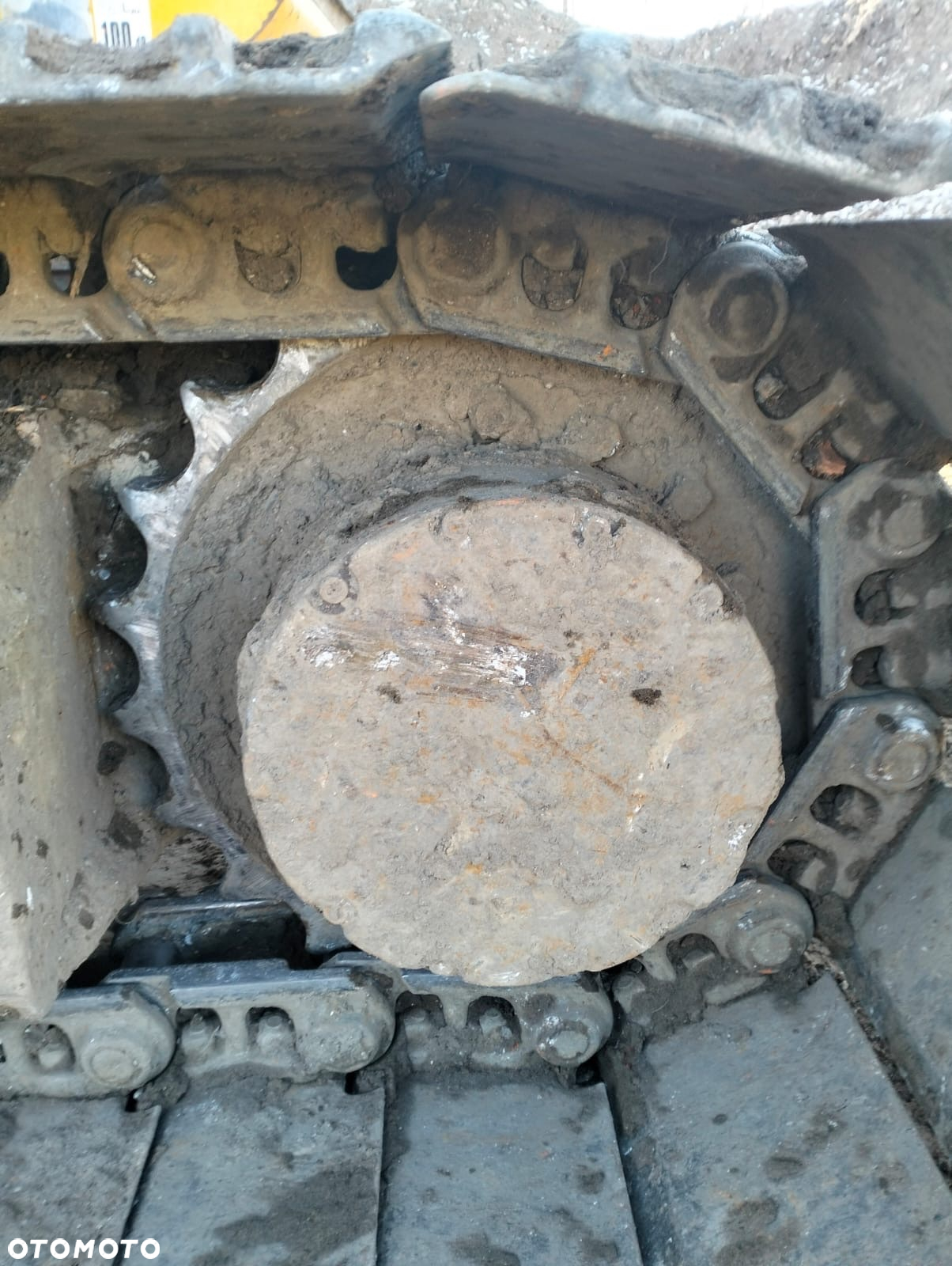 JCB - 4