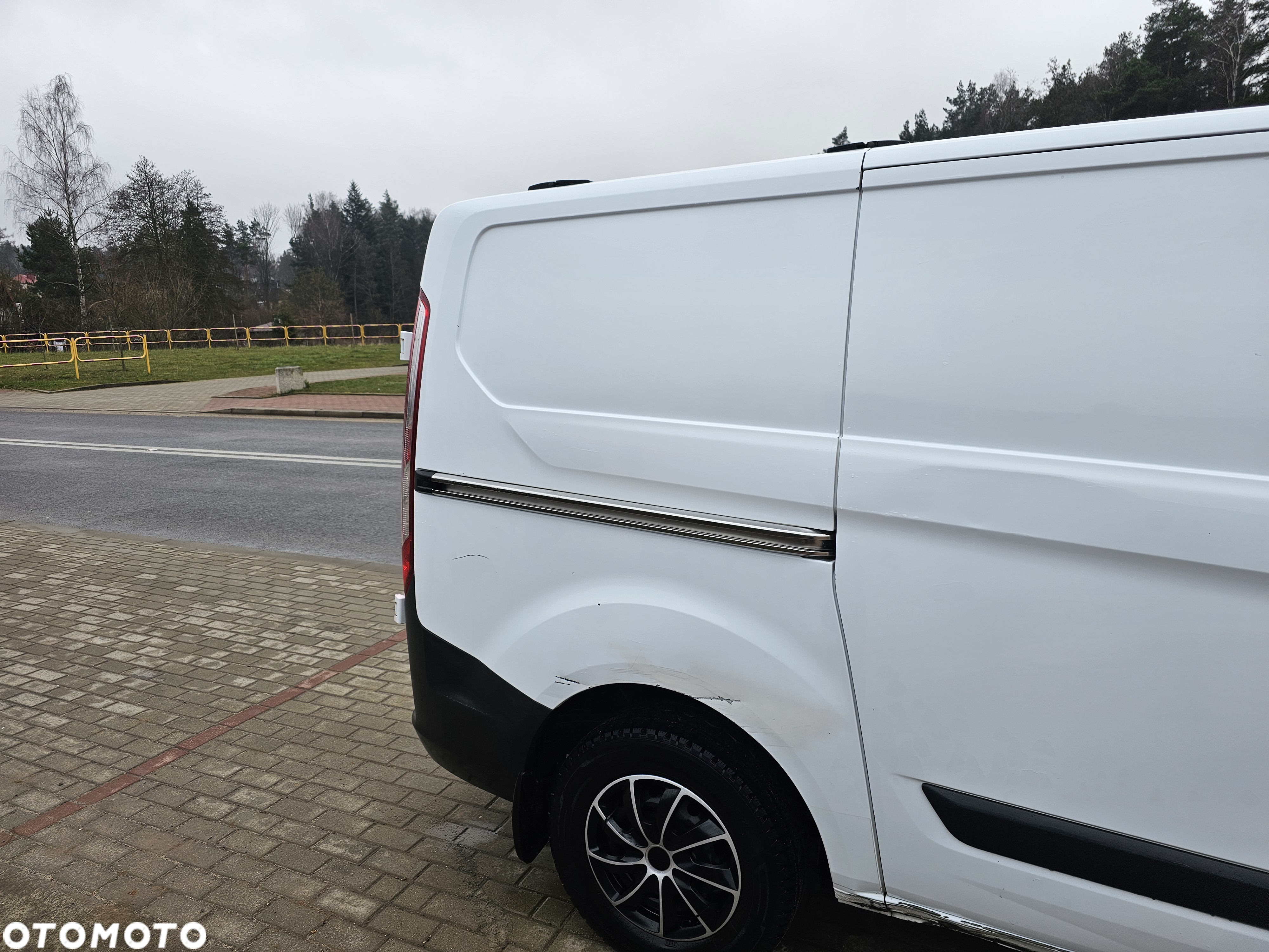 Ford Transit Custom - 13