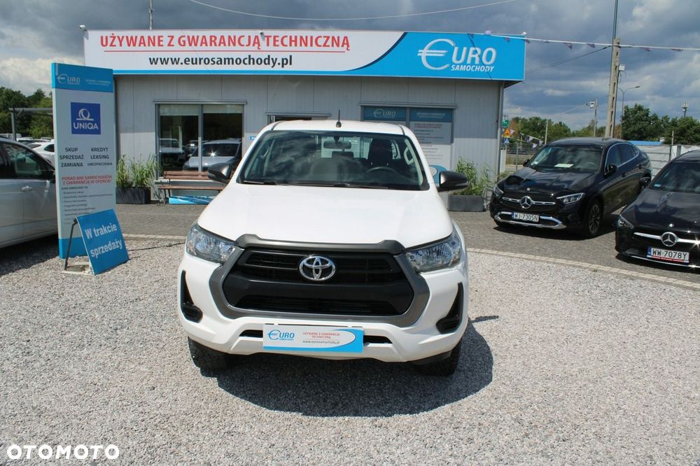 Toyota Hilux - 3