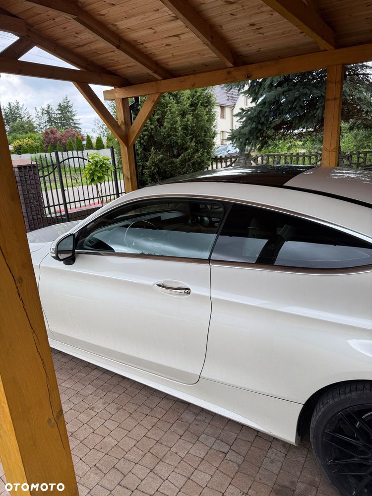 Mercedes-Benz Klasa C 300 7G-TRONIC - 10