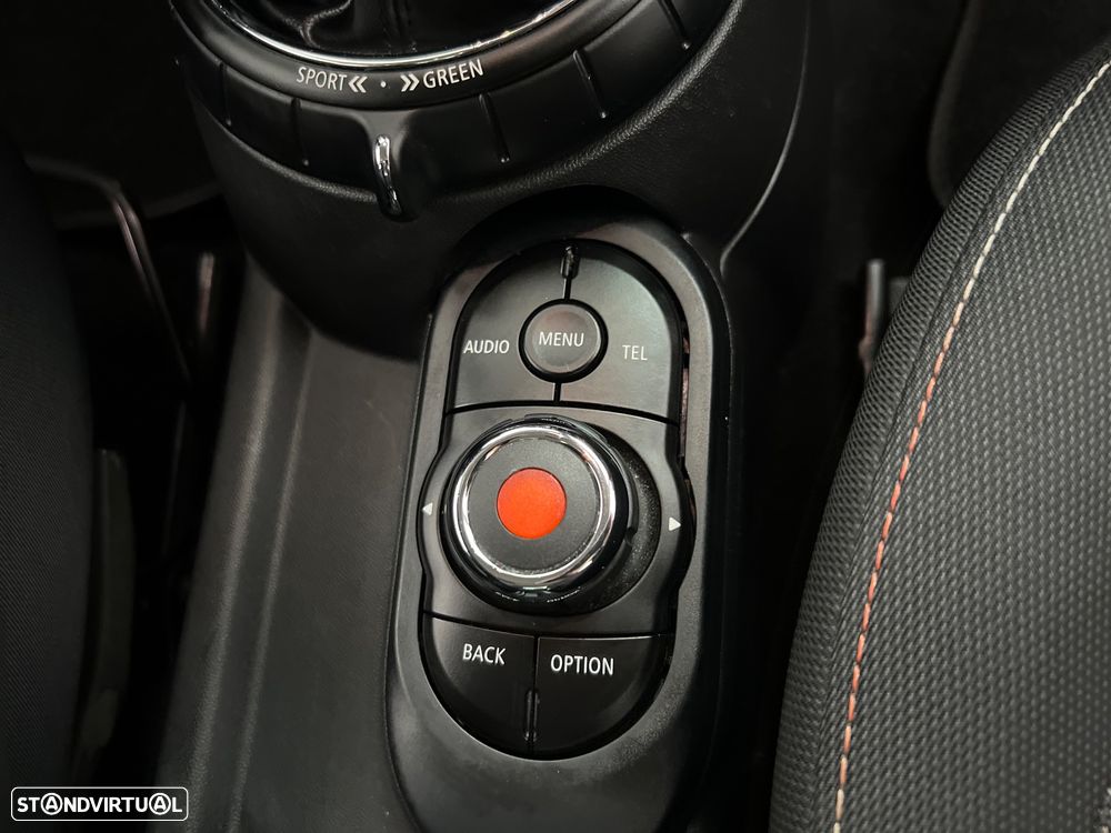 MINI 5 Portas One Auto - 34