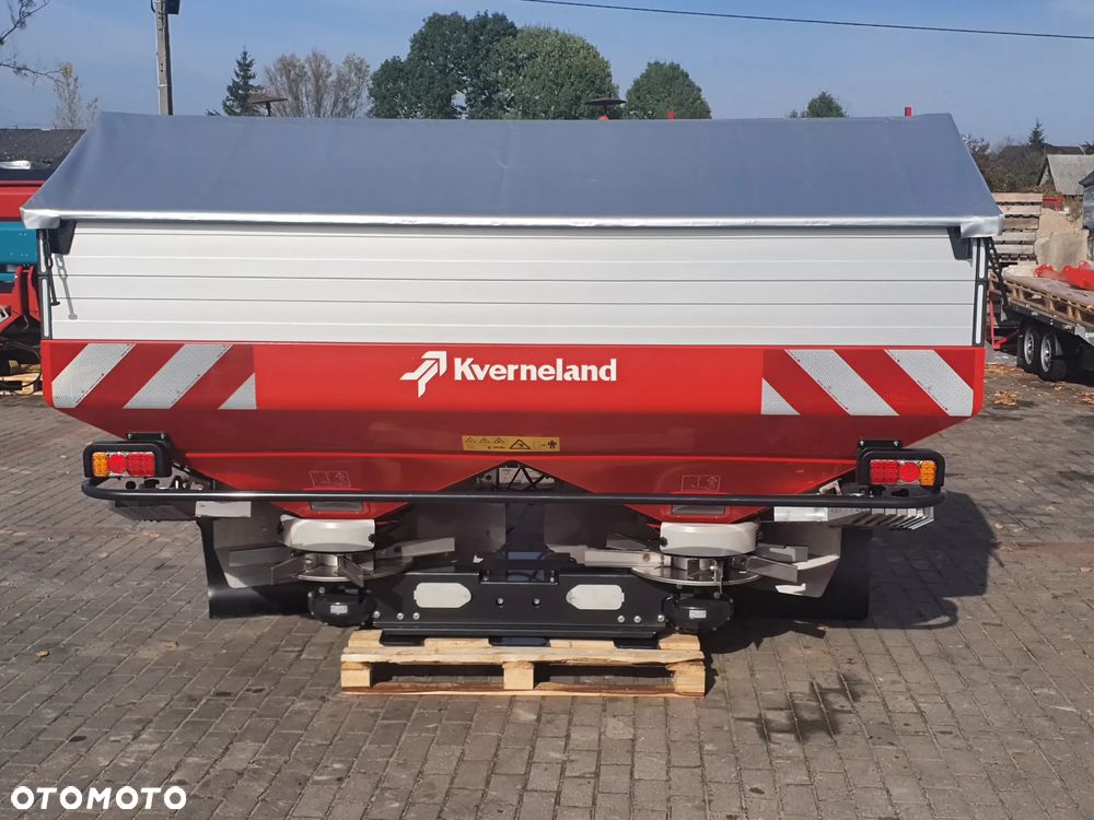 Kverneland EXACTA HL 2.800 L sterowany elektrycznie, szerokość max. 36 m - 12