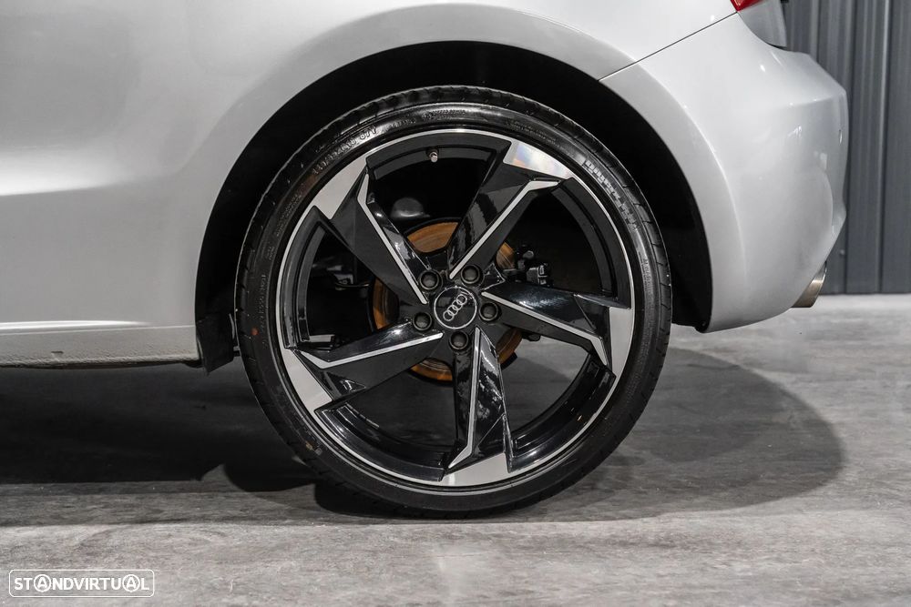 Audi A1 1.6 TDI S tronic S line Sport Pack - 31