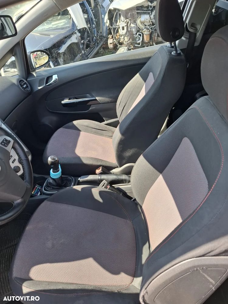 Dezmembrez Opel Corsa D 1.7 cdti - 5