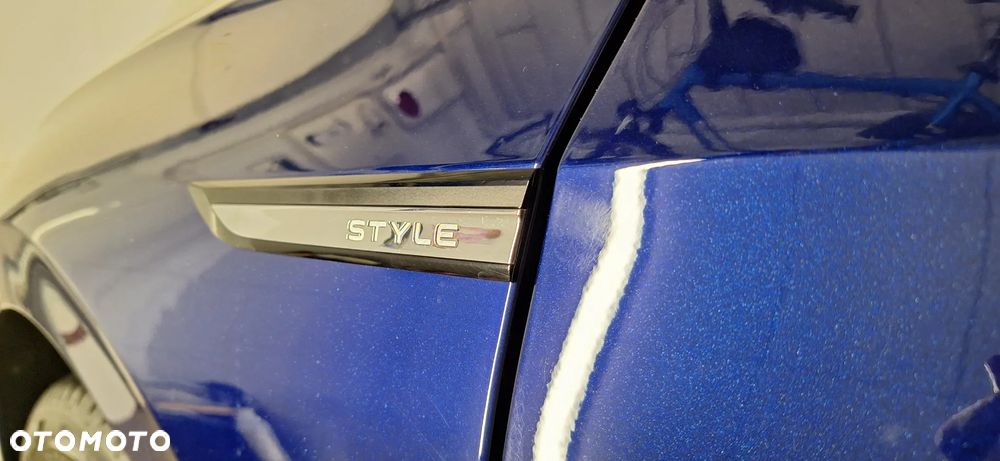 Volkswagen Golf VIII 1.5 TSI EVO Style - 13