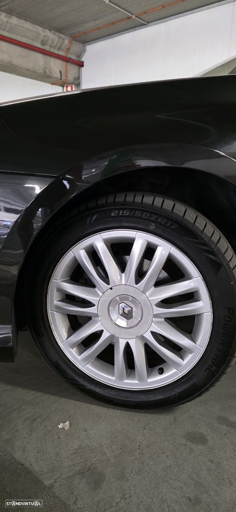 Renault Laguna 2.0 dCi Initiale - 3