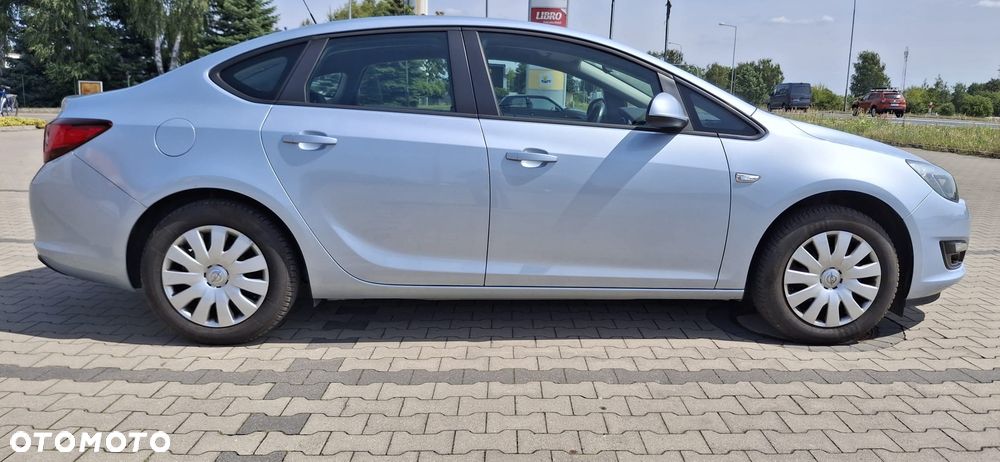 Opel Astra - 6