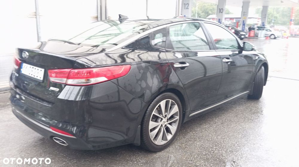 Kia Optima - 2