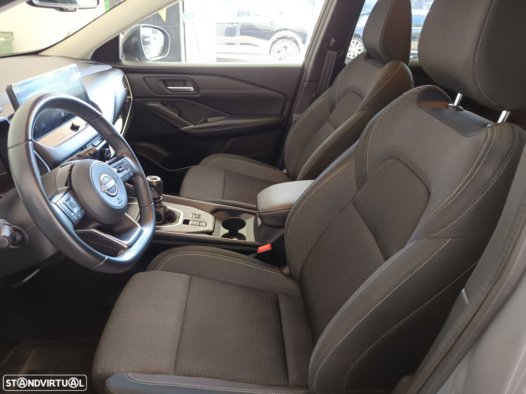 Nissan Qashqai 1.3 DIG-T N-Connecta - 39