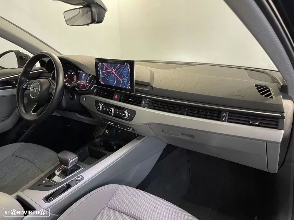 Audi A4 Avant 30 TDI Advanced S tronic - 16