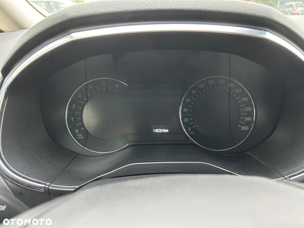 Ford S-Max 2.0 EcoBlue Titanium - 24