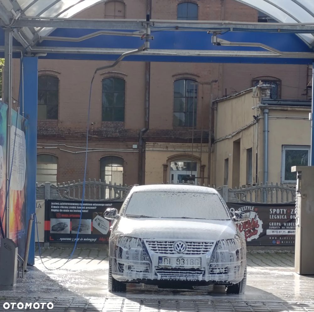 Volkswagen Passat 2.0 TDI Comfortline - 25