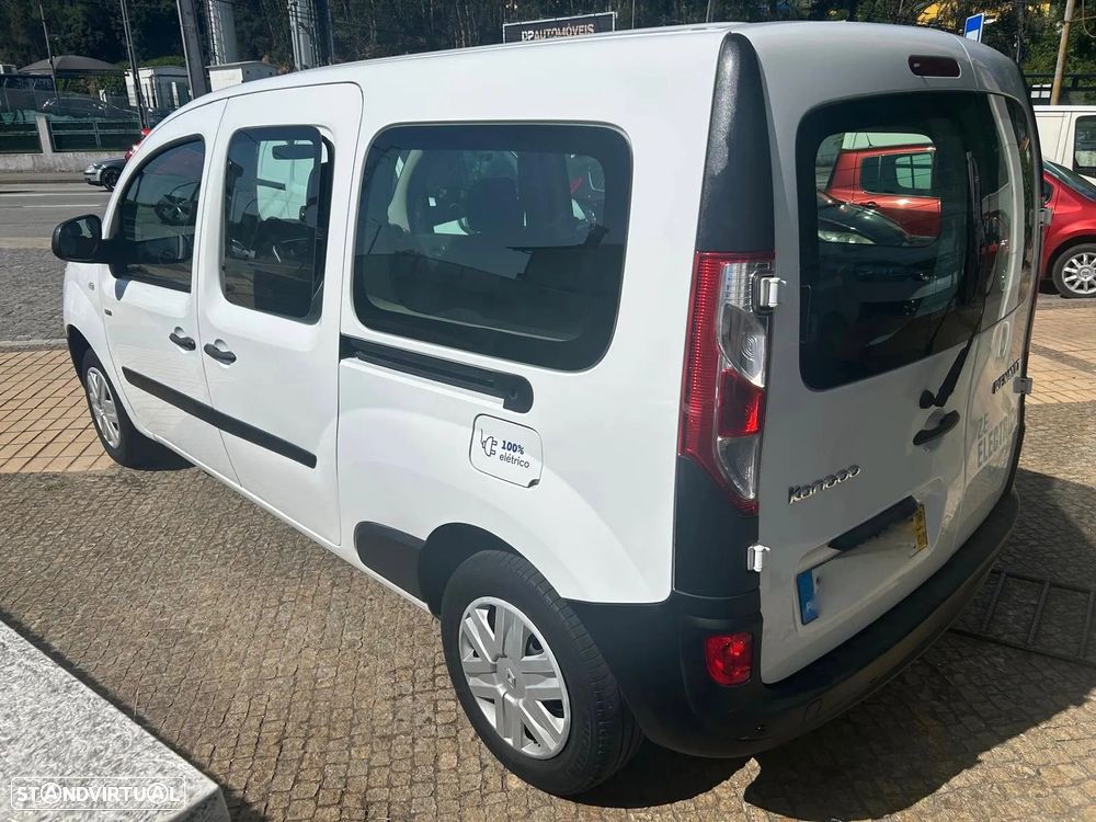 Renault Kangoo Z.E. 33 - 19