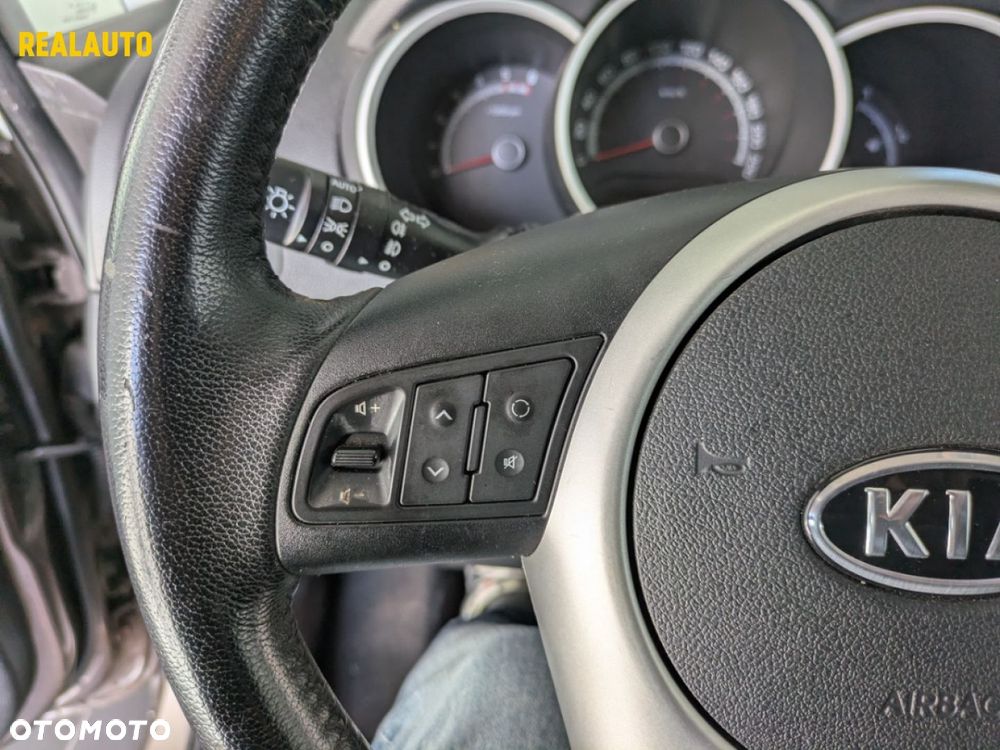 Kia Venga - 20