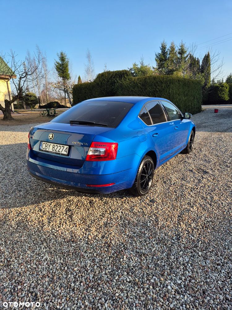 Skoda Octavia 2.0 TDI Style - 4