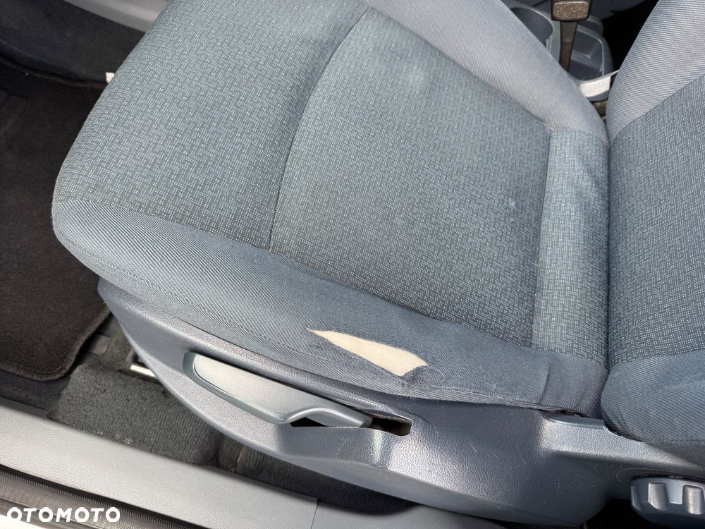 Ford Galaxy 2.0 TDCi Titanium - 16
