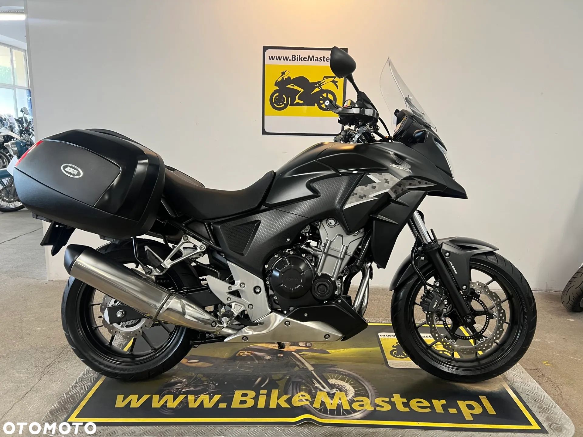 Honda CB - 1