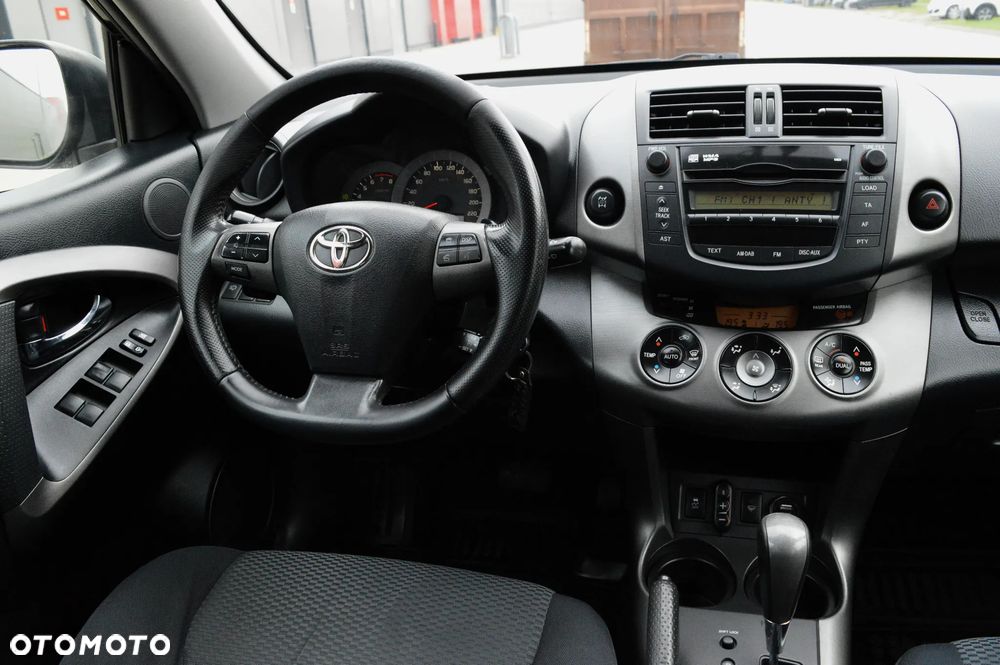 Toyota RAV4 2.0 VVT-i Sol MS - 9