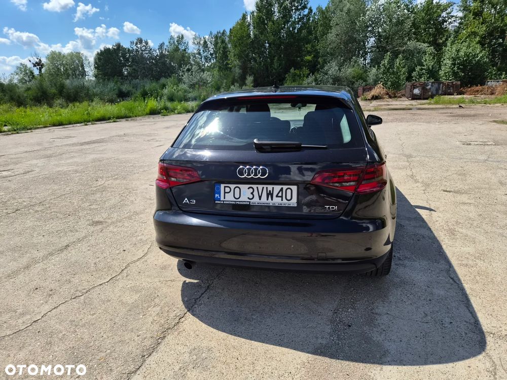 Audi A3 Sportback 1.6 TDI Attraction - 6