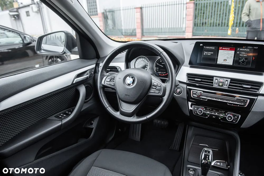 BMW X1 sDrive20d Sport Line - 25