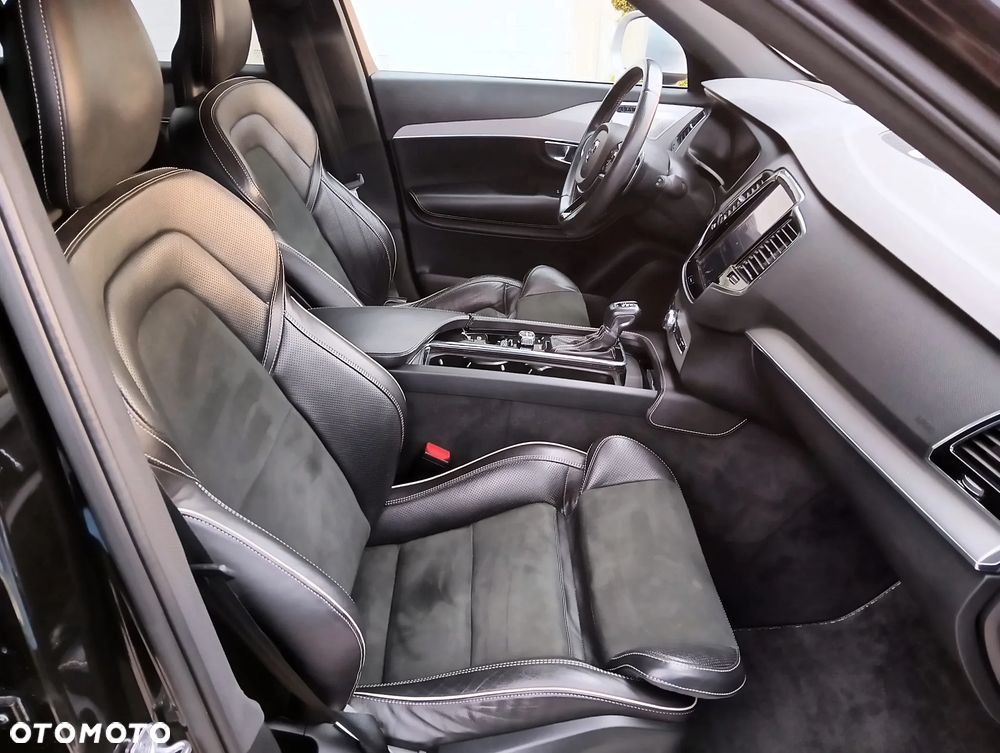 Volvo XC 90 T6 AWD Geartronic RDesign - 3