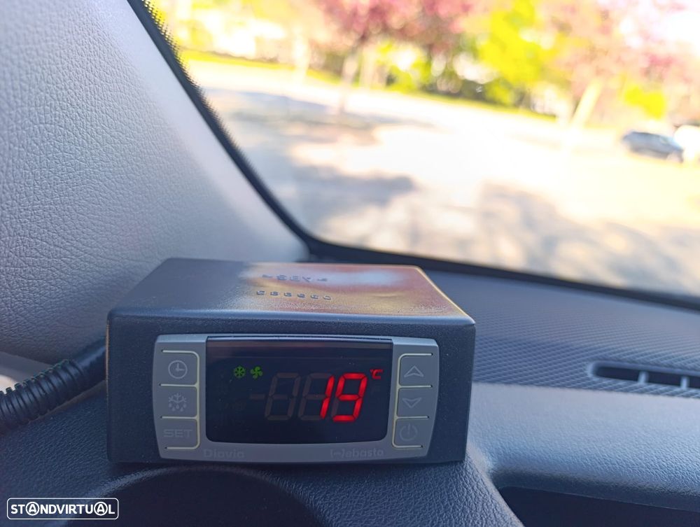 Mercedes-Benz Vito 109 CDI com frio negativo / Isotérmica - 12