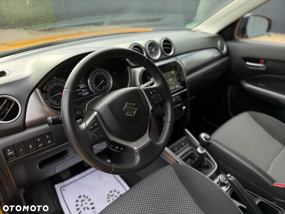 Suzuki Vitara 1.4 Boosterjet Premium 4WD - 15