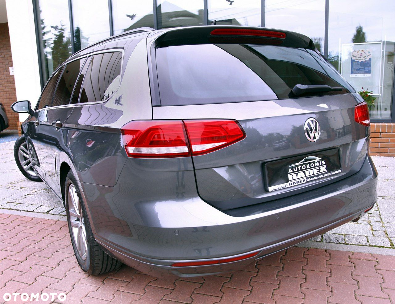 Volkswagen Passat - 30