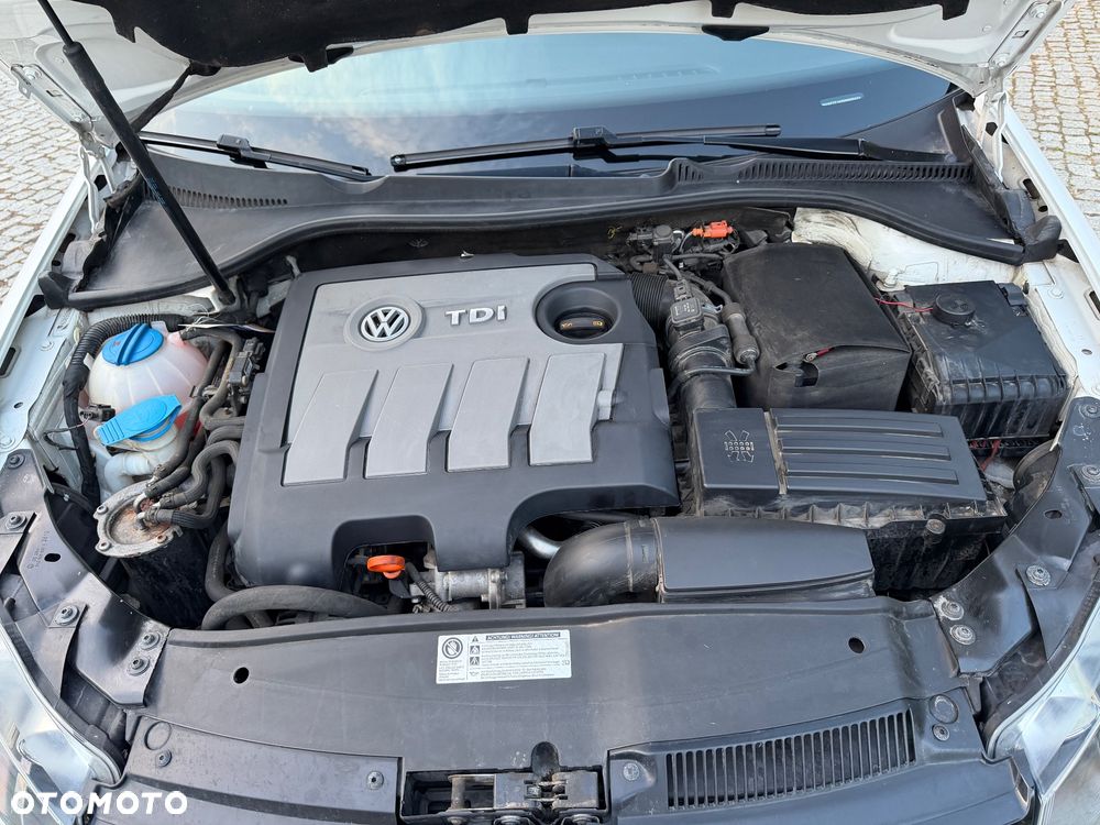Volkswagen Golf 1.6 TDI DPF MATCH - 33