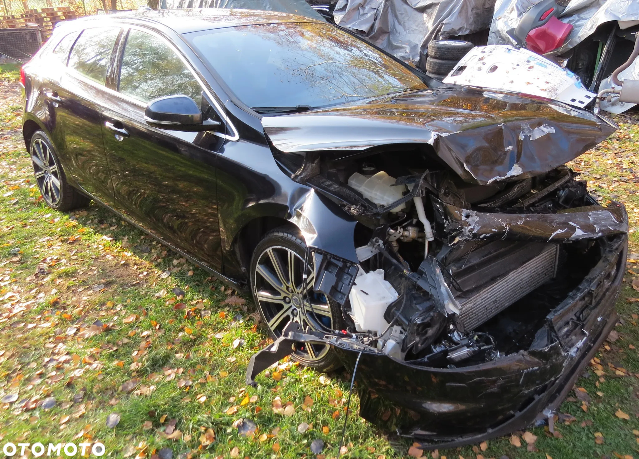VOLVO V40 II 2.0 D4 D4204T14 R-DESIGN ROK 2014 LAKIER 452-46 NA CZĘŚCI - 8
