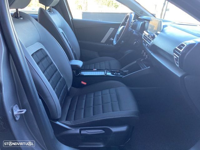 Citroën C4 1.2 Hybrid Plus e-DSC6 - 37