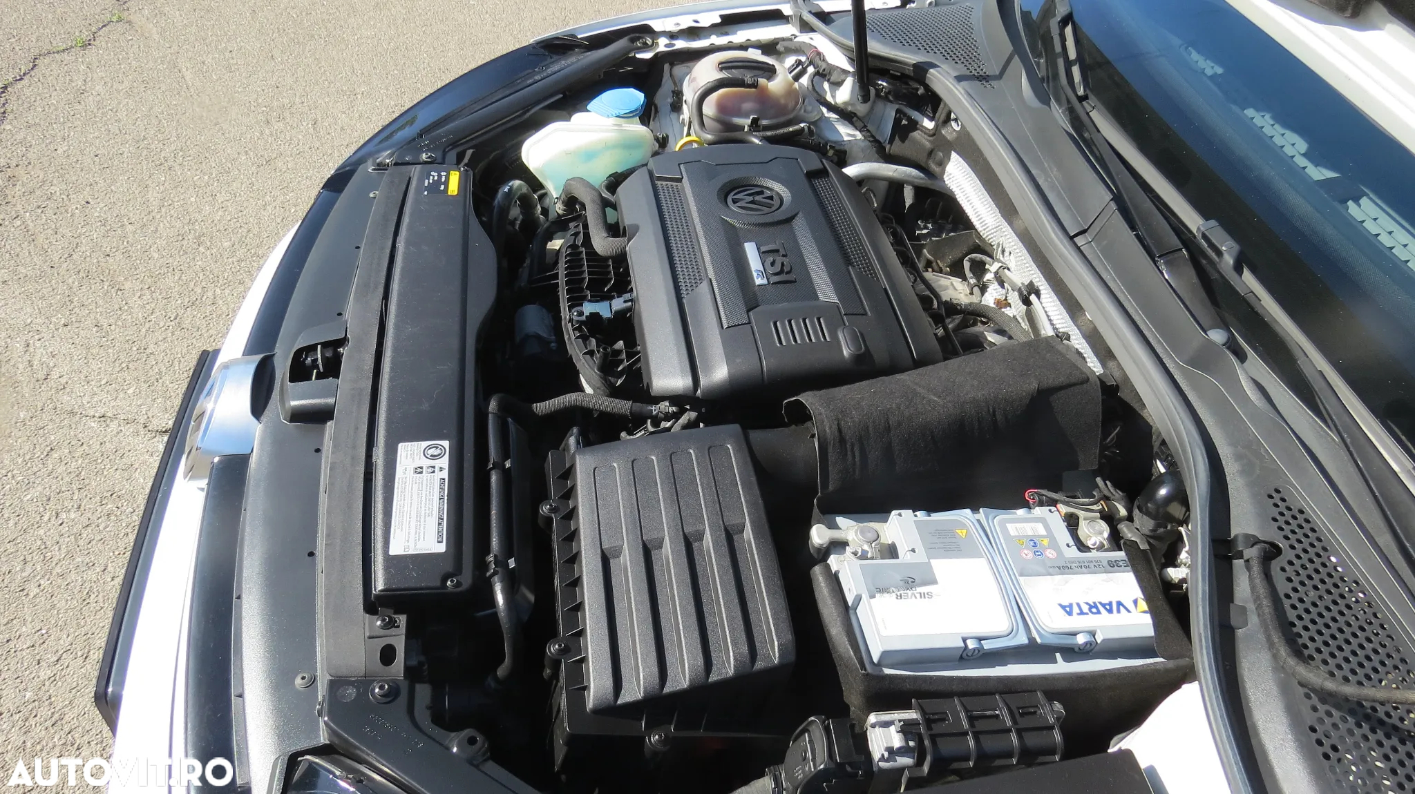 Volkswagen Golf R 2.0 TSI OPF 4Motion DSG - 11