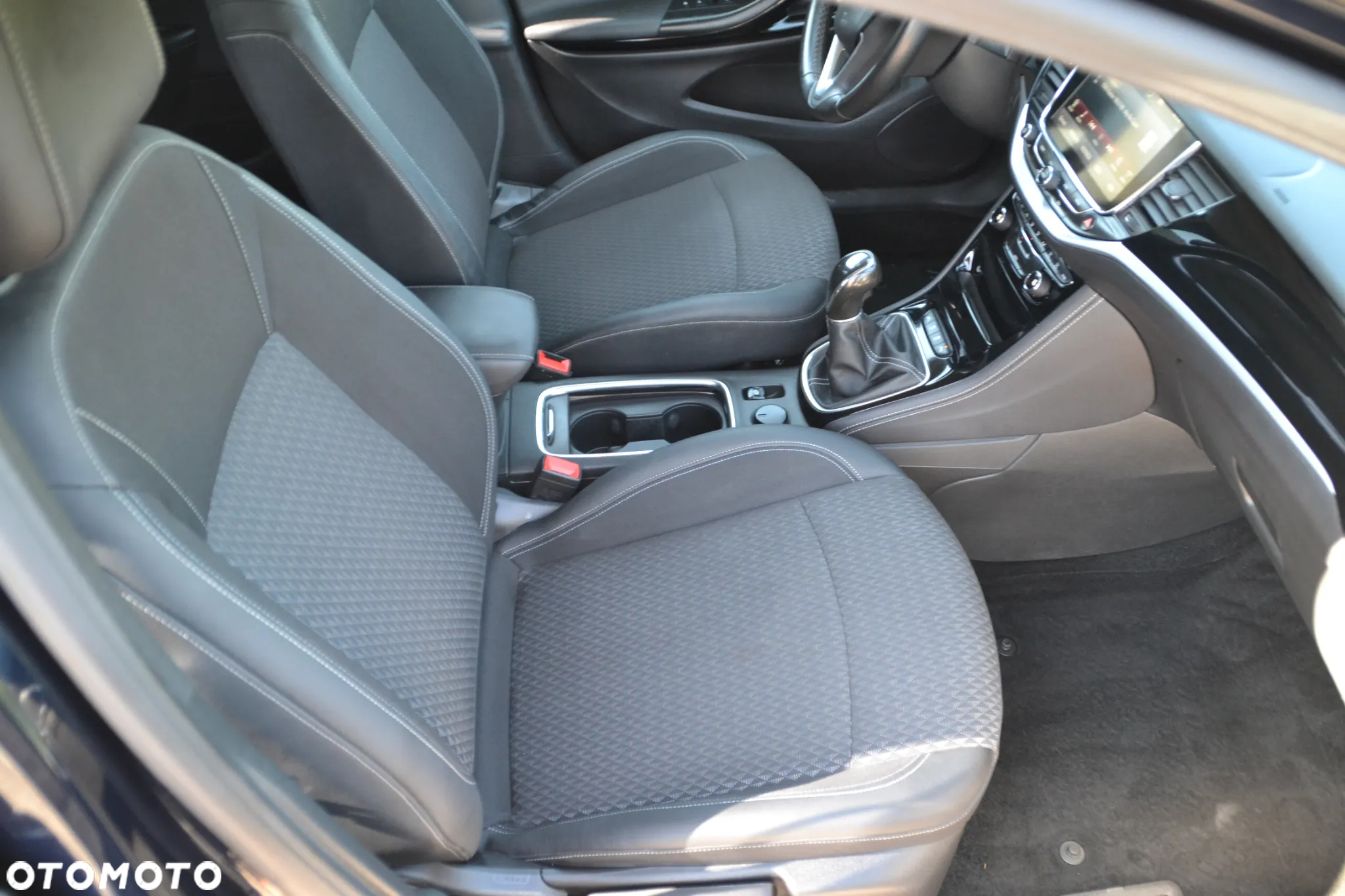 Opel Astra 1.4 Turbo Sports Tourer 120 Jahre - 29