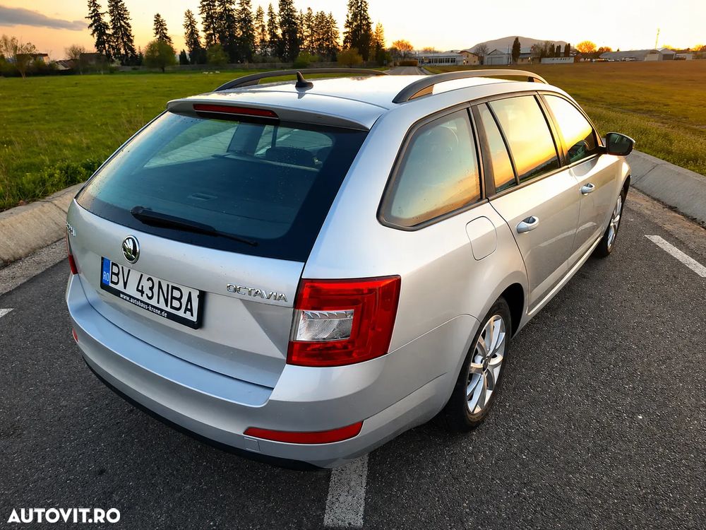 Skoda Octavia 2.0 TDI (Green tec) Ambition - 11