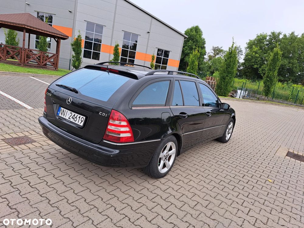 Mercedes-Benz Klasa C 220 CDI Automatik Avantgarde DPF - 5