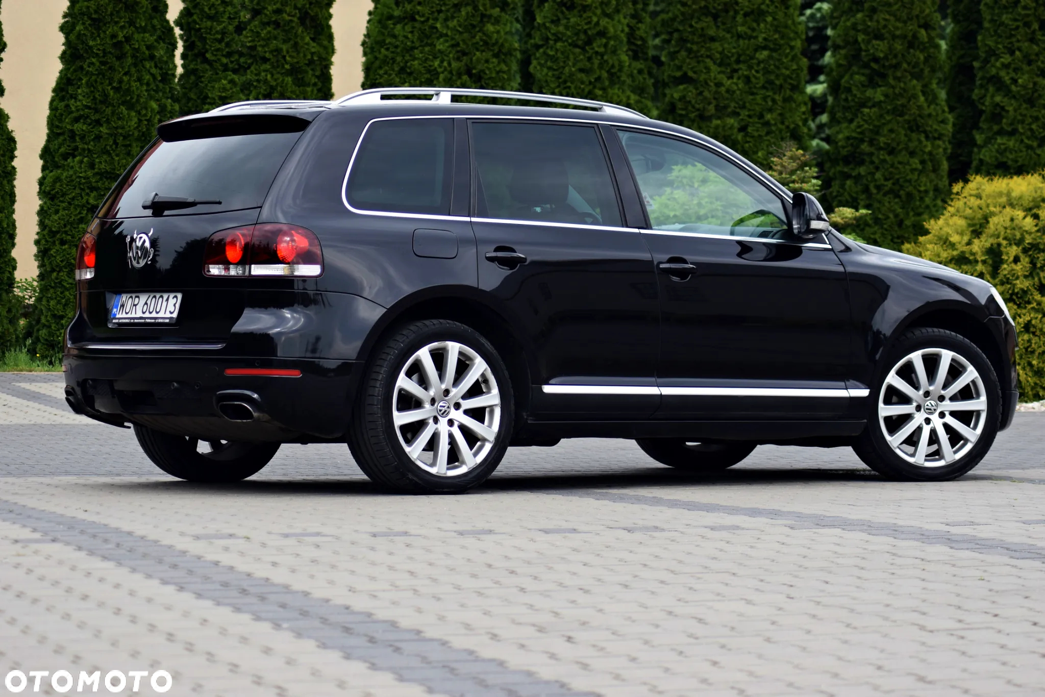 Volkswagen Touareg - 11