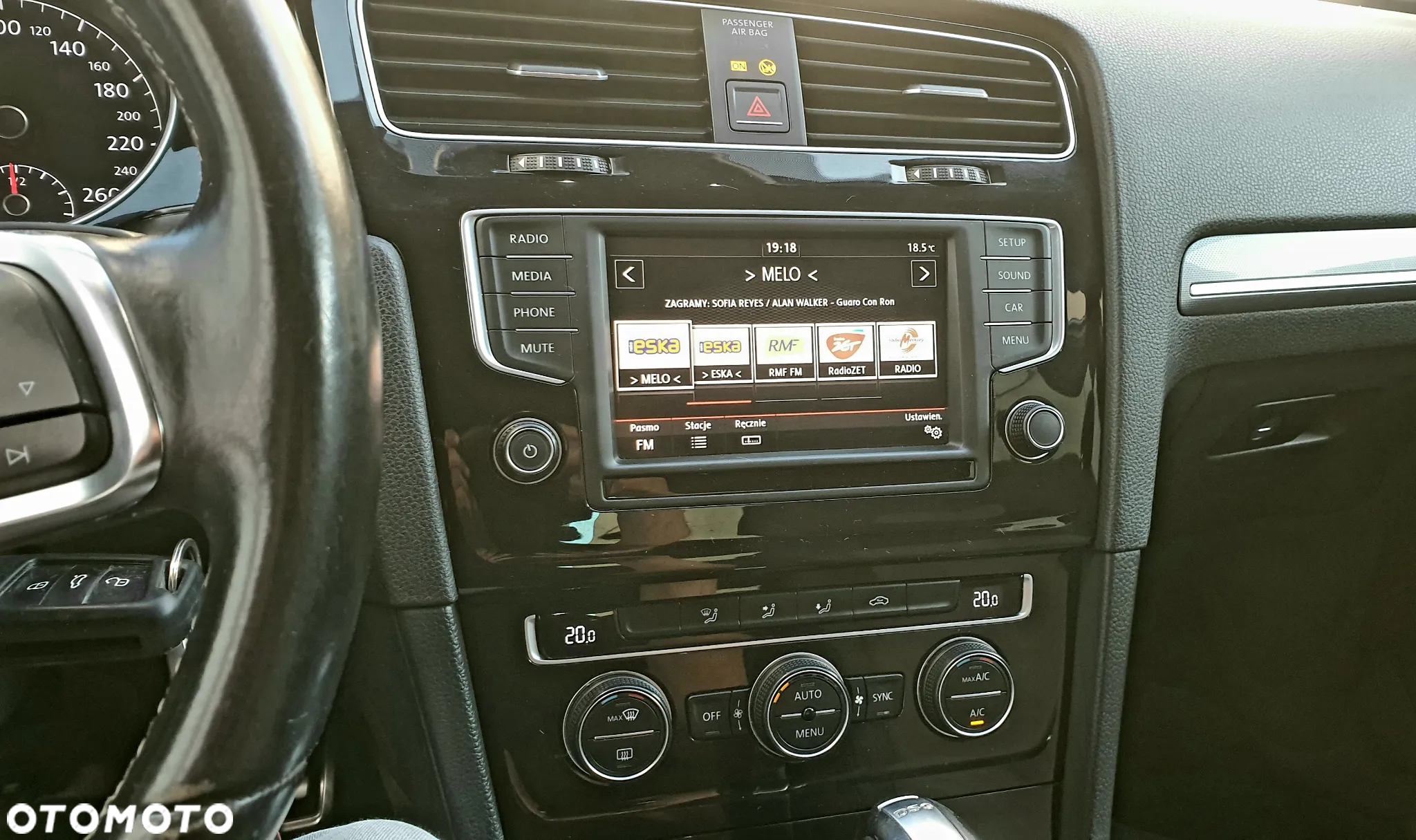 Volkswagen Golf - 13