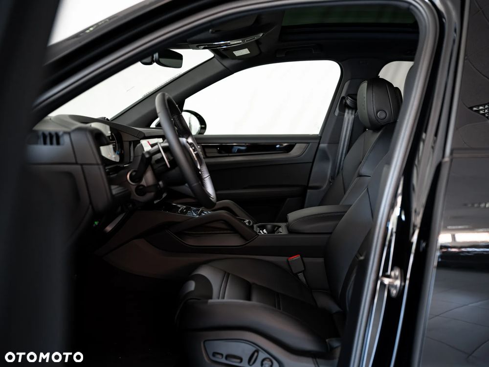 Porsche Cayenne Black Edition - 8