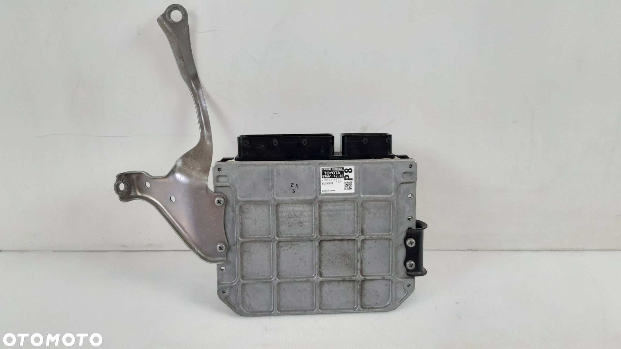 TOYOTA RAV4 IV 2.0 D4D KOMPUTER SILNIKA 89661-42J40 - 2
