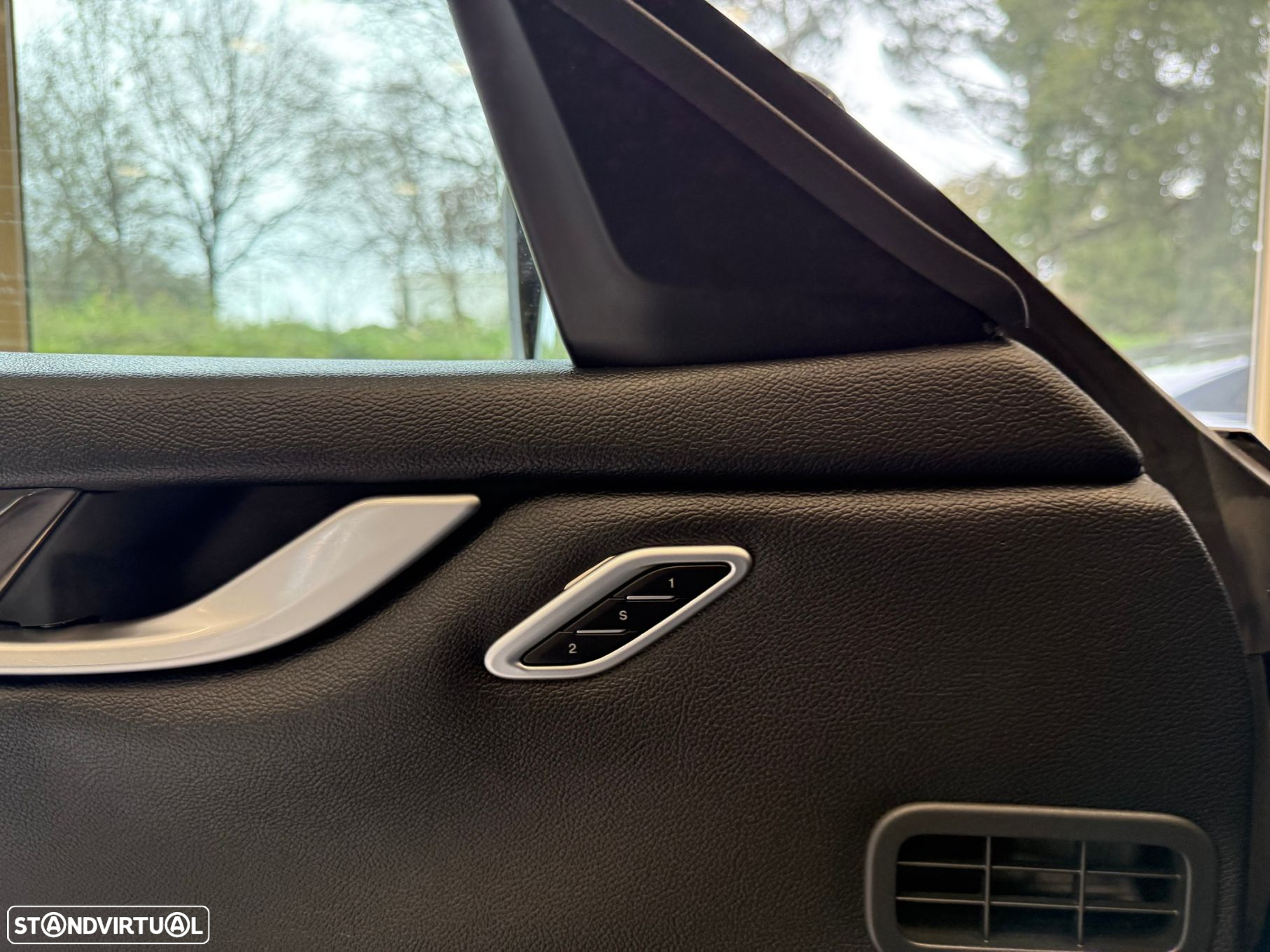 Maserati Ghibli Diesel GranSport - 29