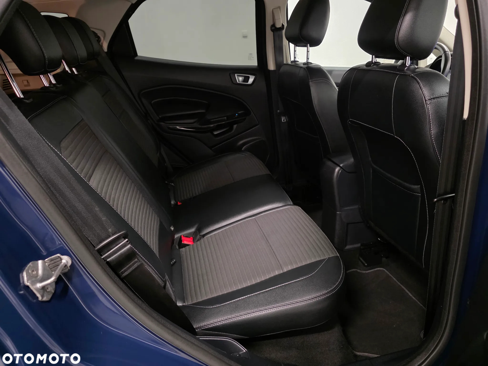 Ford EcoSport 1.5 EcoBlue TITANIUM - 18