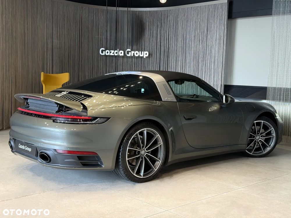 Porsche 911 Targa 4 - 8
