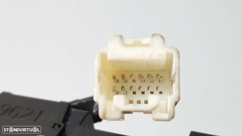 TELA/ECRÃ MULTIFUNÇÕES MAZDA 3 BERLINA (BK) 1.6 CRDT  ACTIVE - 2