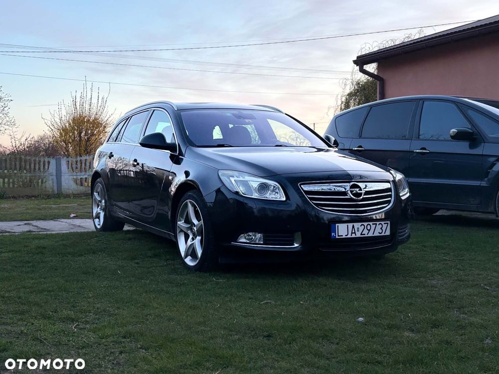 Opel Insignia - 1