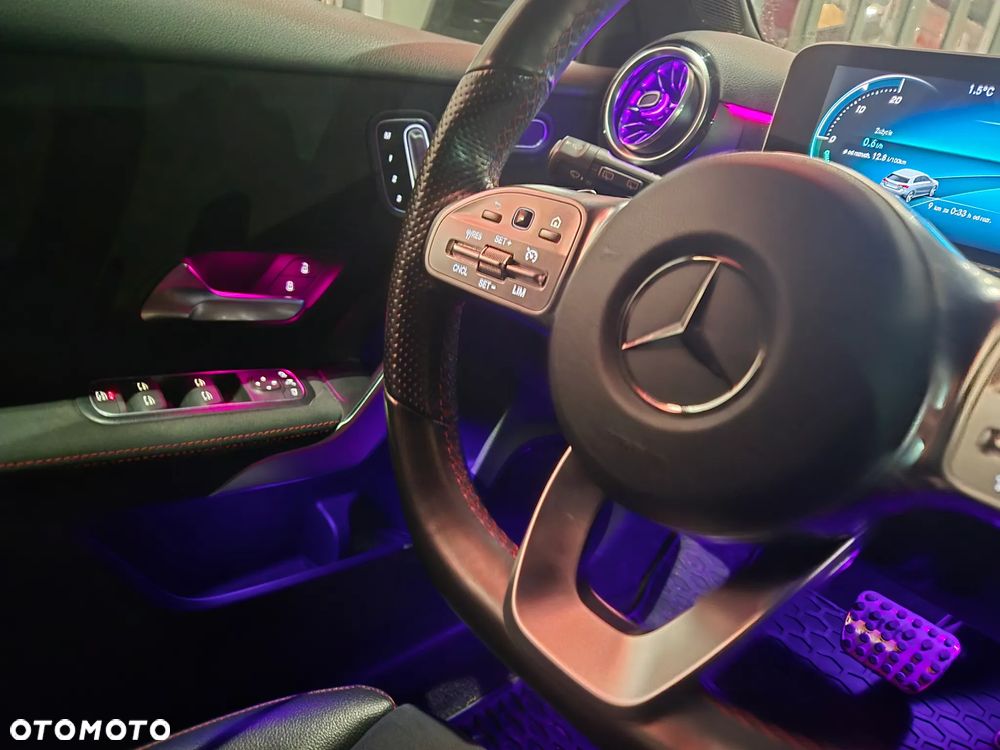 Mercedes-Benz Klasa A 200 4-Matic AMG Line 8G-DCT - 19