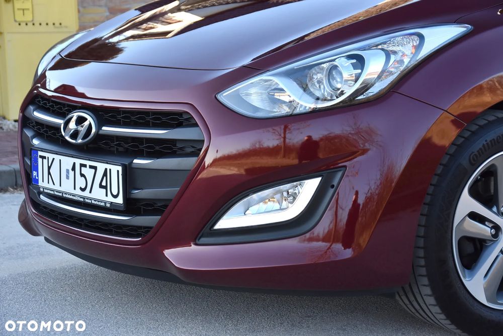 Hyundai i30 blue 1.6 GDI YES Gold - 15