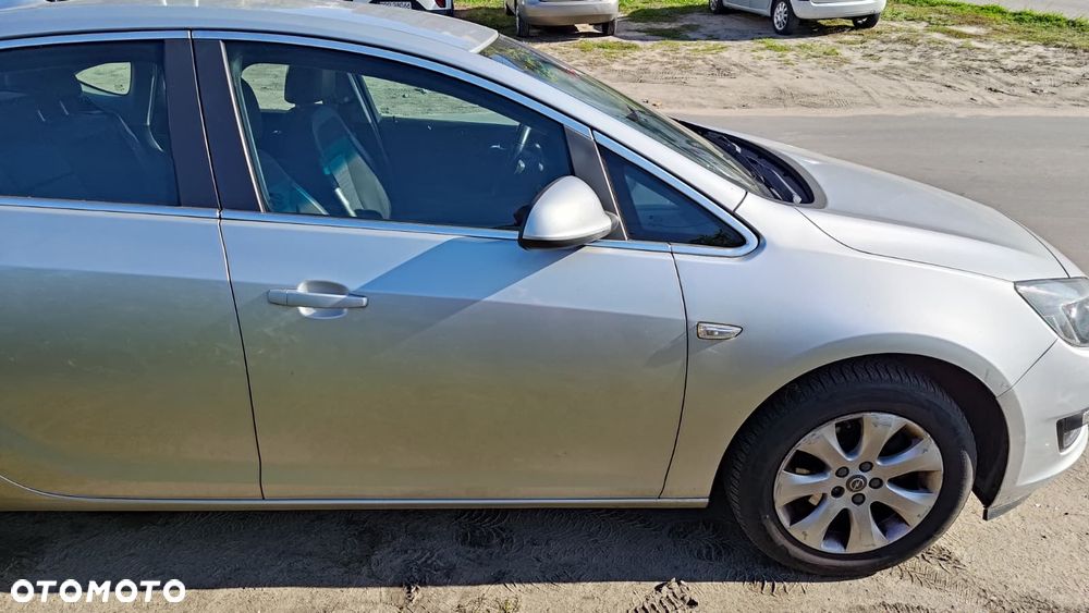 Opel Astra 1.4 T EU6 - 2
