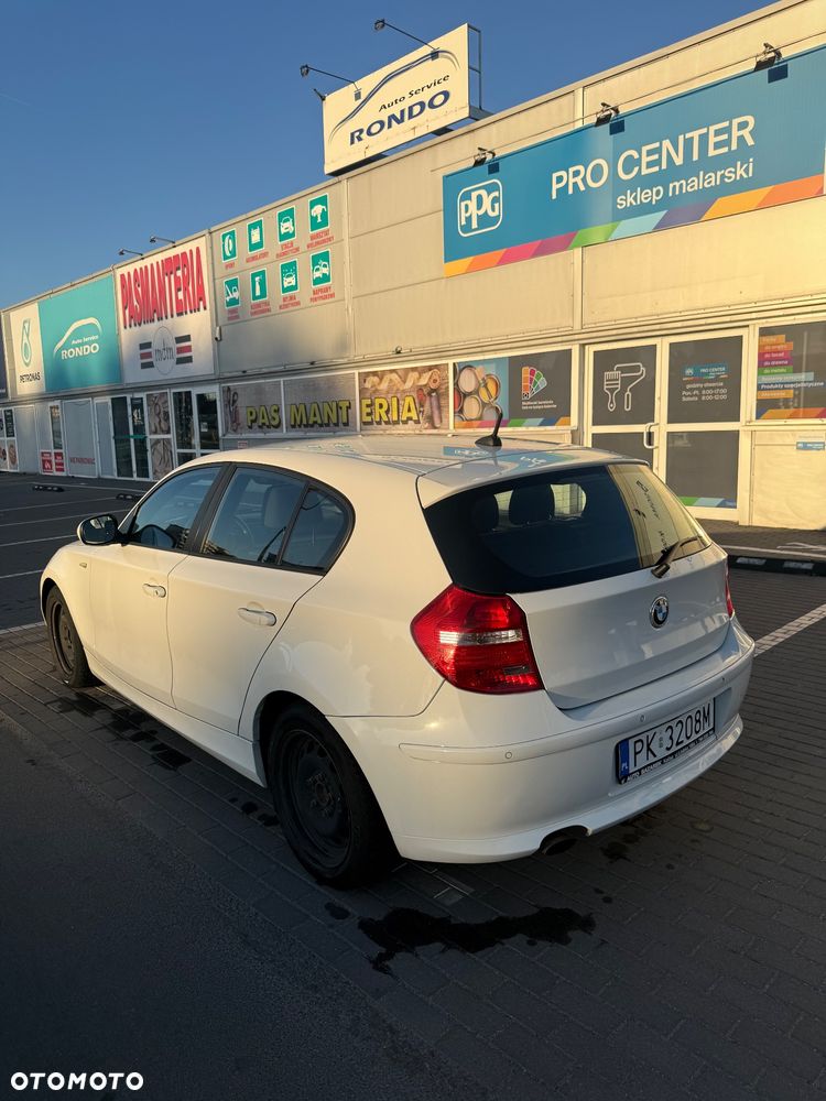 BMW Seria 1 116d - 4